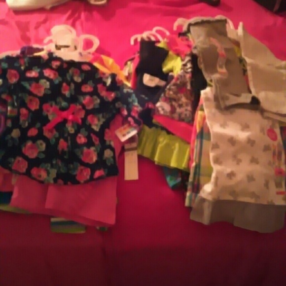 **BUNDLE** 28 infant out fits 6-9 months /12 month