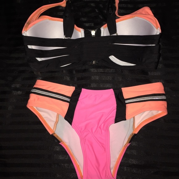 Color block bikini - Picture 4 of 4