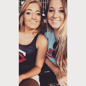 Meet your Posher, Alli