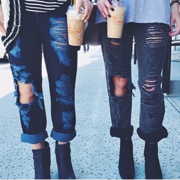 SOLD❤️ LF carmar boyfriend jeans - Picture 2 of 3