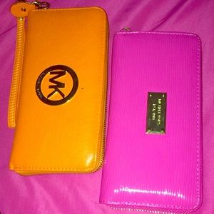 Michael kors clutch and wallet