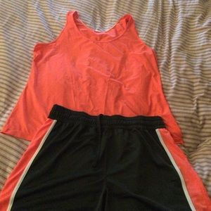 Women's workout outfit