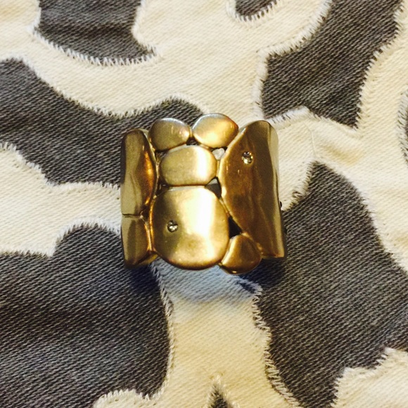 Gold tone ring