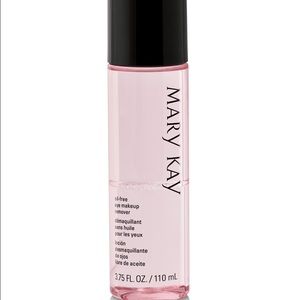 **SOLD** NIB Mary Kay Oil free Makeup Remover