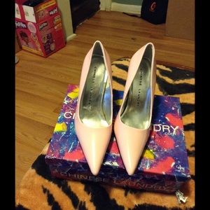 Chinese laundry shoes