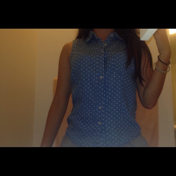 Blue polka dot button down shirt from papaya - Picture 1 of 2
