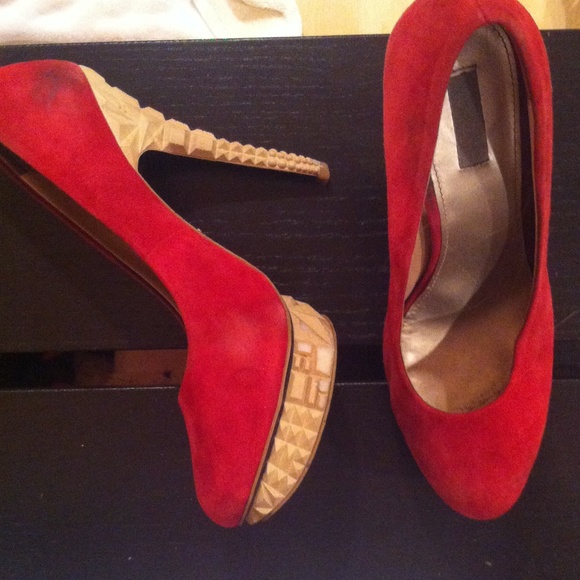 Pumps - Picture 2 of 2