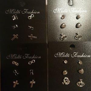 Bundle packs of earings