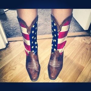 PRICE DROP ⬇️⬇️American Flag Boots