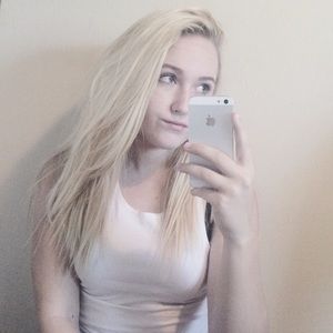 Meet your Posher, Cora