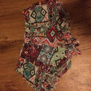 Multi pattern shorts