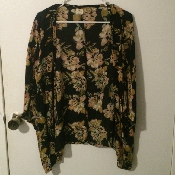 Floral kimono