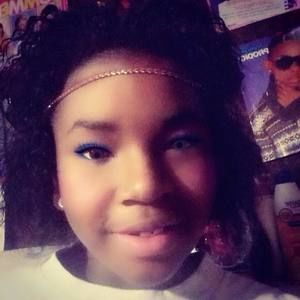 Meet your Posher, Jade