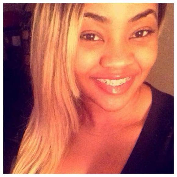 Meet your Posher, Fatima - Picture 1 of 1