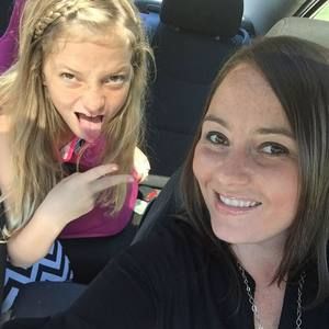 Meet your Posher, Melissa