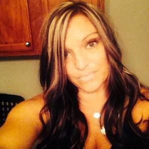 Meet your Posher, Alicia