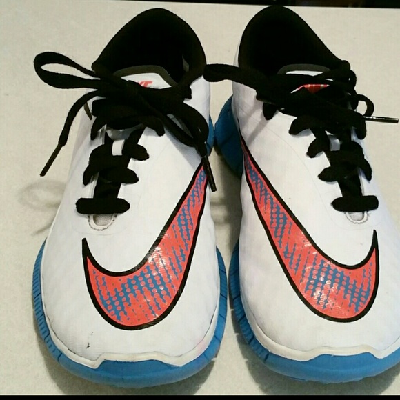 Nike shoes size 5 Jr boys - Picture 1 of 4