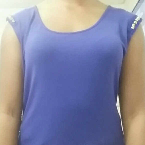 Blue studded sleeve top