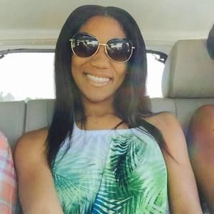 Meet your Posher, Desiree