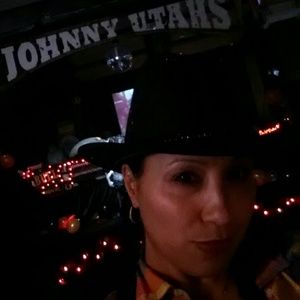 Meet your Posher, Marilyn