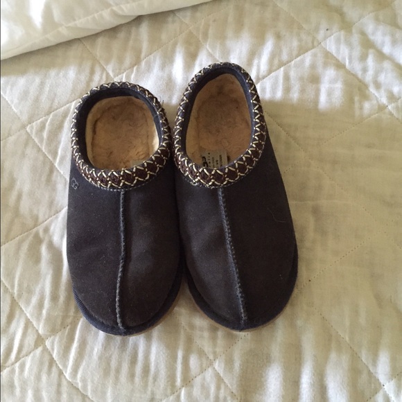 Gently worm Tasman uggs