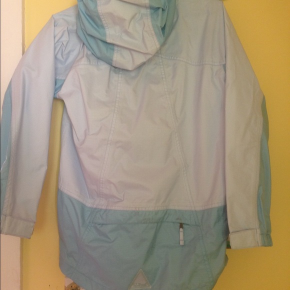 L.L.Bean rain jacket - Picture 2 of 2