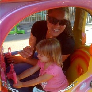 Meet your Posher, Kendra