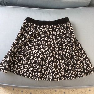 Cheetah pronto black & White Aqua skirt!