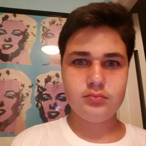 Meet your Posher, Zachary