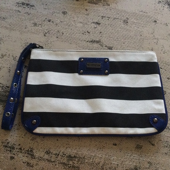 Wristlet