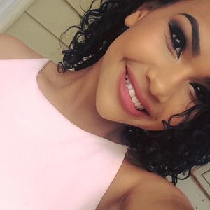 Meet your Posher, Paula