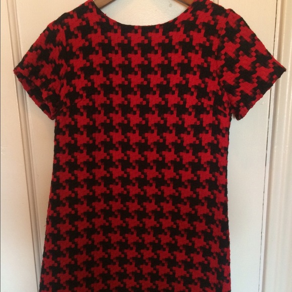 Dresses & Skirts - Houndstooth dress