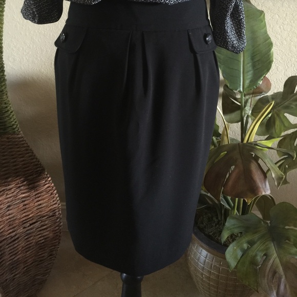 Joe's size 10 black skirt
