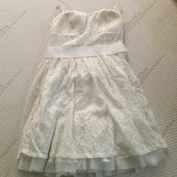 Delia's Lace Fit & Flare Sweetheart Dress - Picture 1 of 1