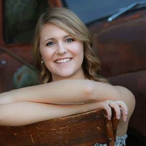 Meet your Posher, Lauren