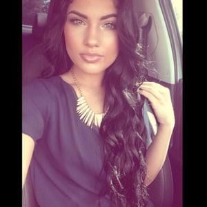 Meet your Posher, Demi