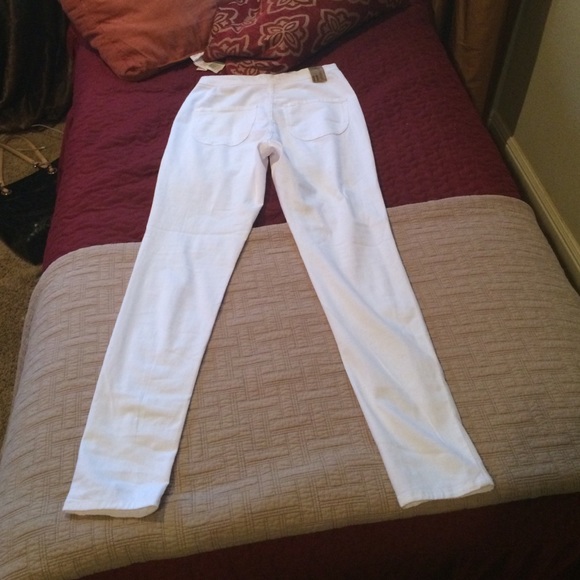 High Waisted White Skinny - Picture 2 of 2