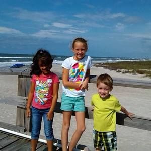 Meet your Posher, Joy