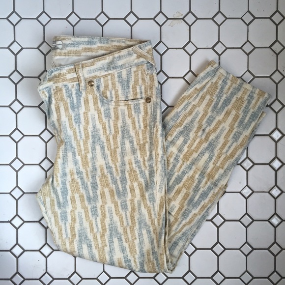 Free People ankle zip crop.