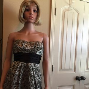 Speechless short dressy strapless gown