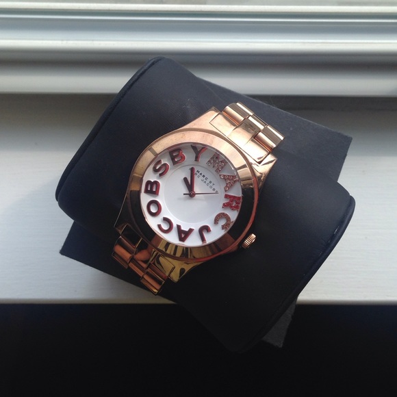 🚨 SOLD 🚨 MARC by MARC JACOBS Rivera Watch