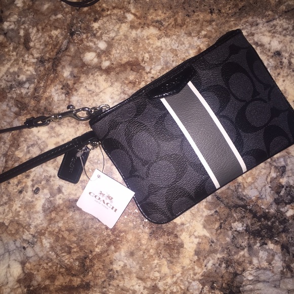 NEW COACH WRISTLET