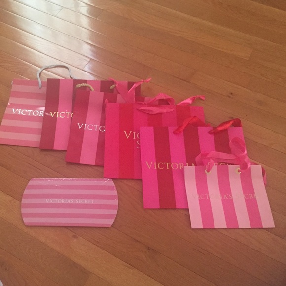 Victoria's Secret Gift Bags and 2 fold in boxes!