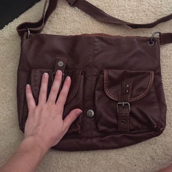 🚫 SOLD 🚫 Amazing Faux Leather Cross Body Bag - Picture 4 of 4