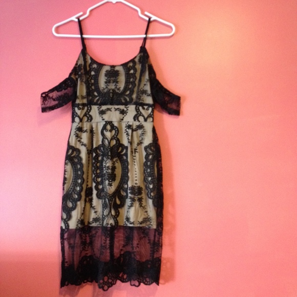 SOLD ๐ - Picture 2 of 2