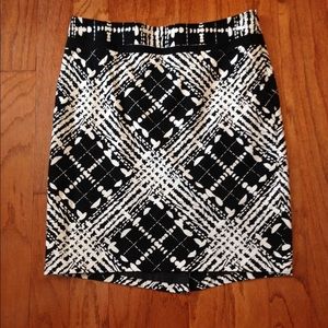 The Limited black and white printed pencil skirt