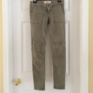 Hollister size 3 green pants.