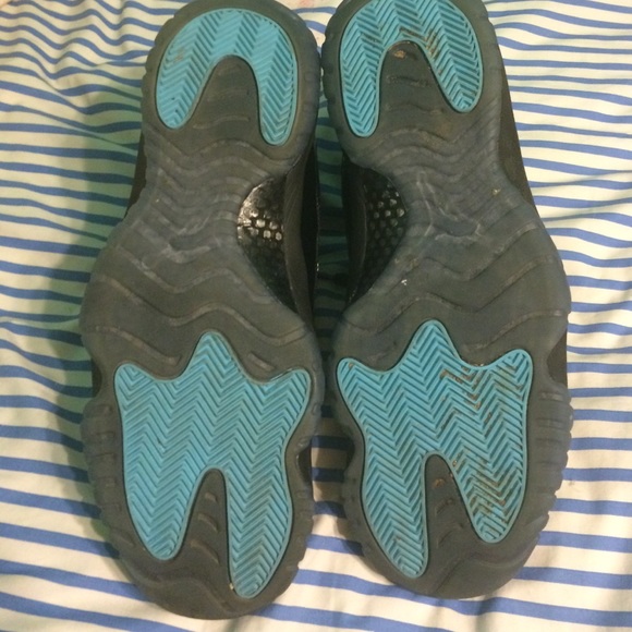 Jordan 11 - Picture 3 of 4