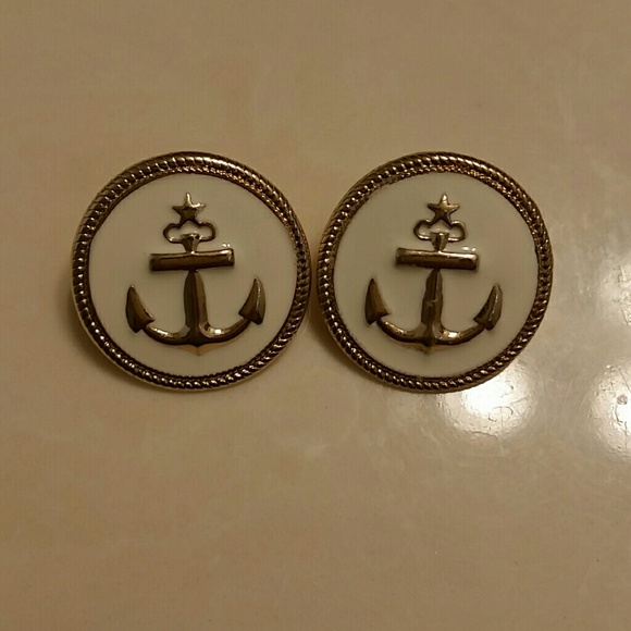 White Anchor Earrings [Trade or Buy]