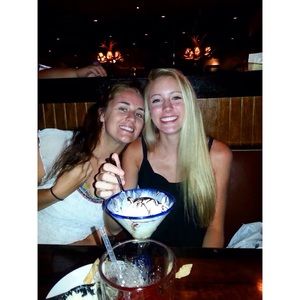 Meet your Posher, Anya